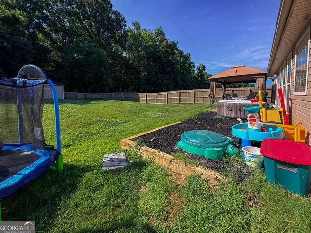 255 River Mist Circle, Jefferson, GA 30549