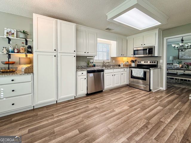 255 River Mist Circle, Jefferson, GA 30549