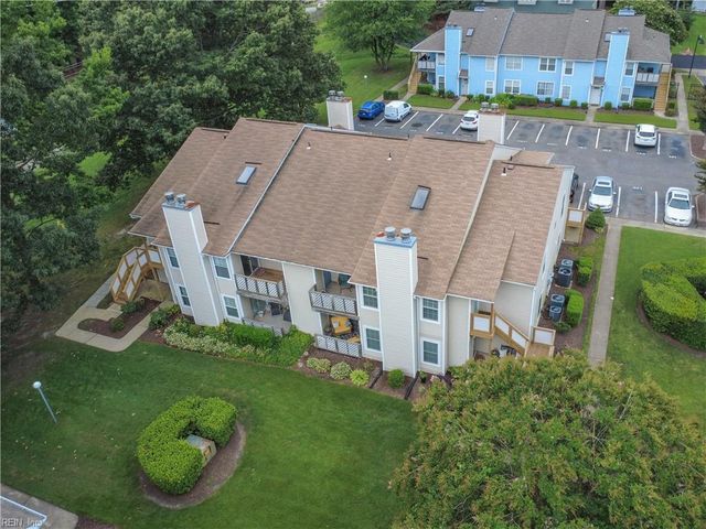 4242 Thalia Station CIR, Virginia Beach, VA 23452