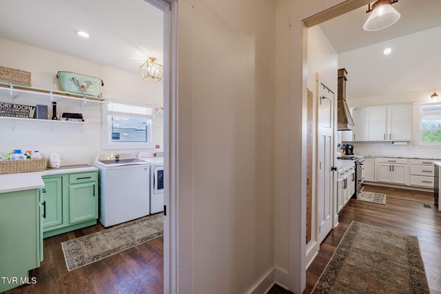 186 Berry Ridge Road, Jonesborough, TN 37659