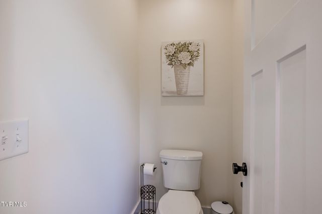 186 Berry Ridge Road, Jonesborough, TN 37659