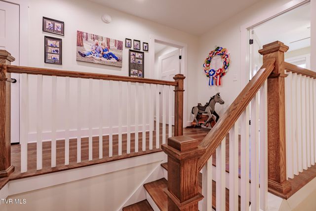 186 Berry Ridge Road, Jonesborough, TN 37659