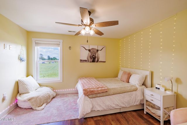 186 Berry Ridge Road, Jonesborough, TN 37659