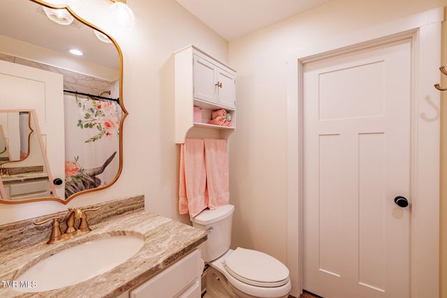 186 Berry Ridge Road, Jonesborough, TN 37659