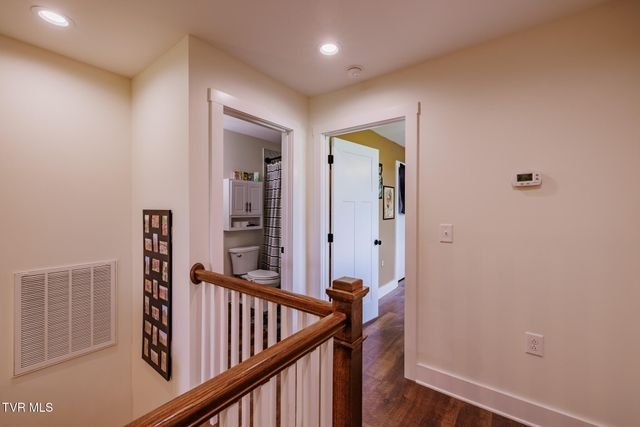 186 Berry Ridge Road, Jonesborough, TN 37659