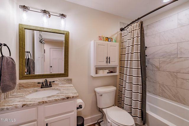 186 Berry Ridge Road, Jonesborough, TN 37659