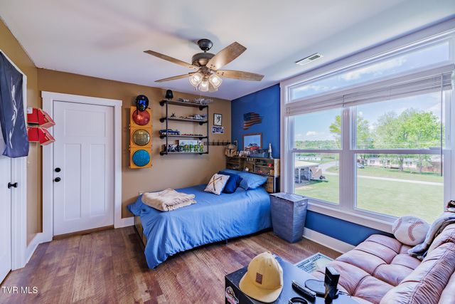 186 Berry Ridge Road, Jonesborough, TN 37659