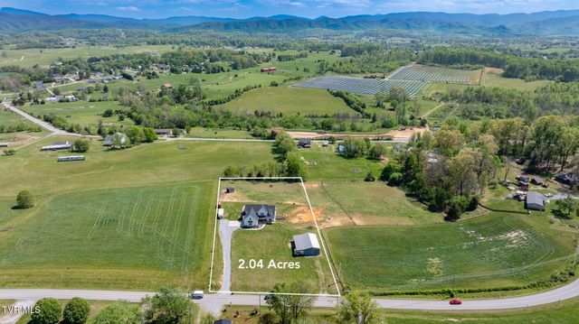 186 Berry Ridge Road, Jonesborough, TN 37659