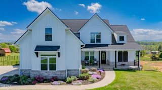 186 Berry Ridge Road, Jonesborough, TN 37659