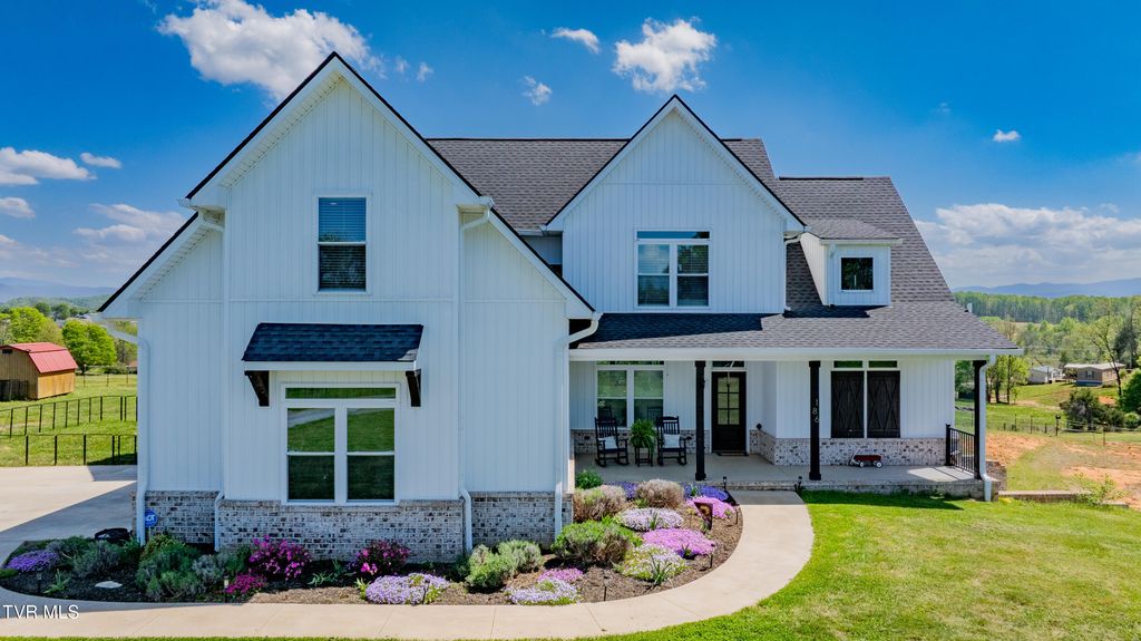 186 Berry Ridge Road, Jonesborough, TN 37659