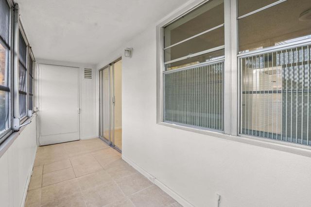 63 Hastings D, West Palm Beach, FL 33417