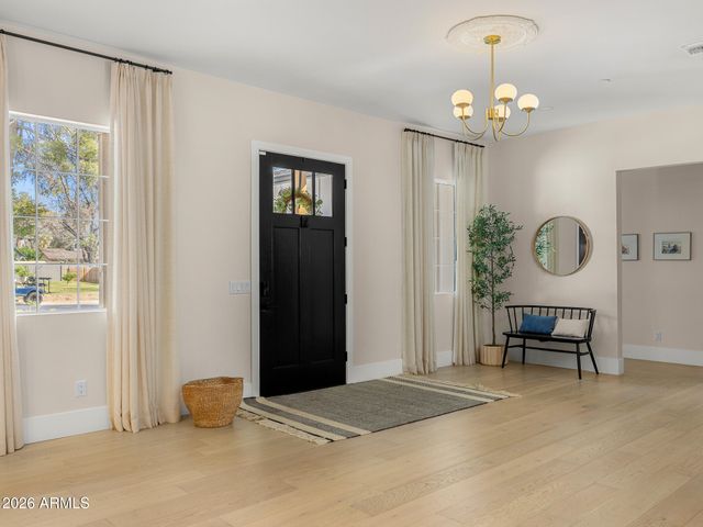 3516 N 35TH Place, Phoenix, AZ 85018