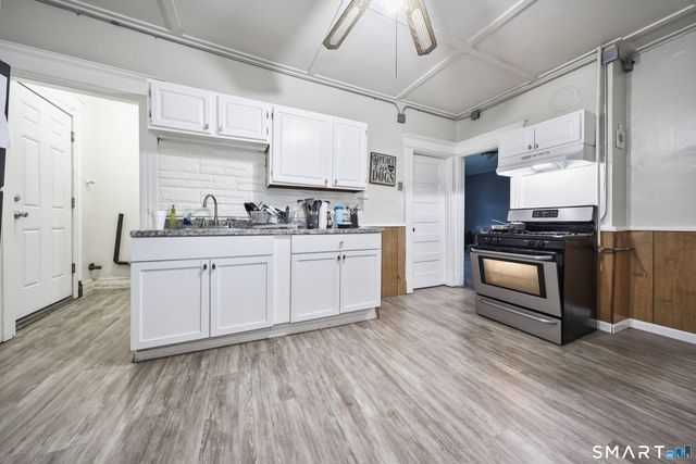 82 Bunker Hill Avenue, Waterbury, CT 06708