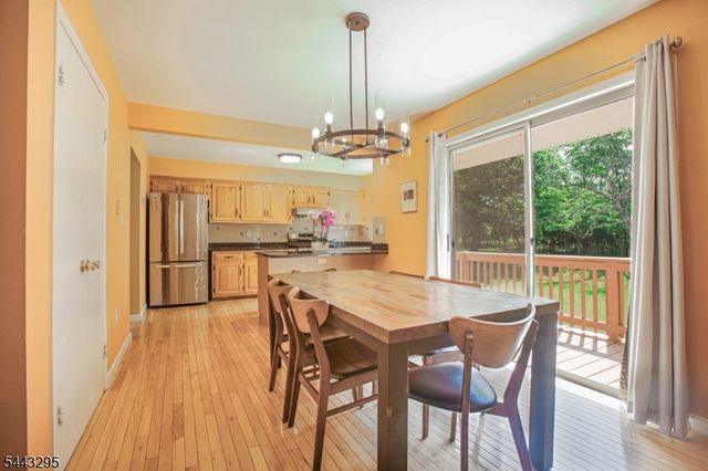 194 Driscoll Ct, Franklin Twp., NJ 08873