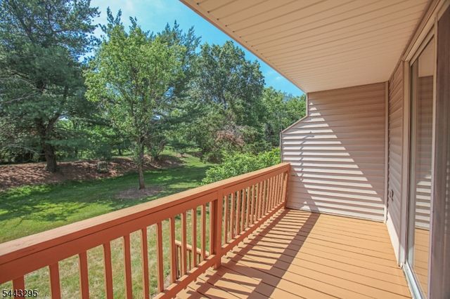 194 Driscoll Ct, Franklin Twp., NJ 08873