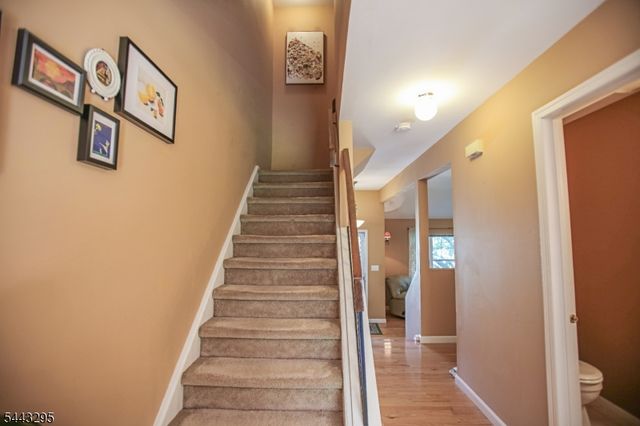 194 Driscoll Ct, Franklin Twp., NJ 08873