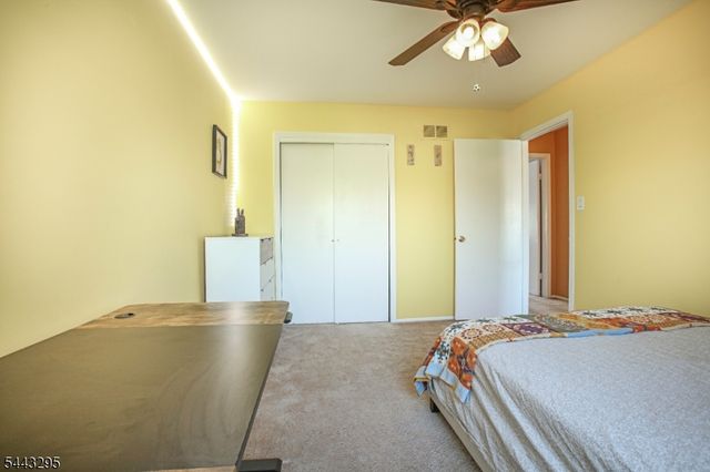 194 Driscoll Ct, Franklin Twp., NJ 08873