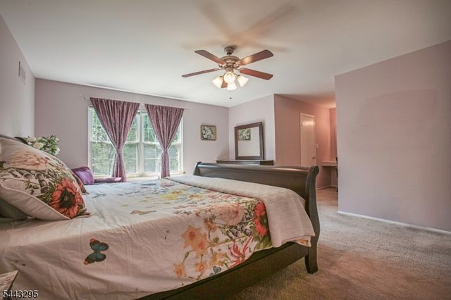 194 Driscoll Ct, Franklin Twp., NJ 08873