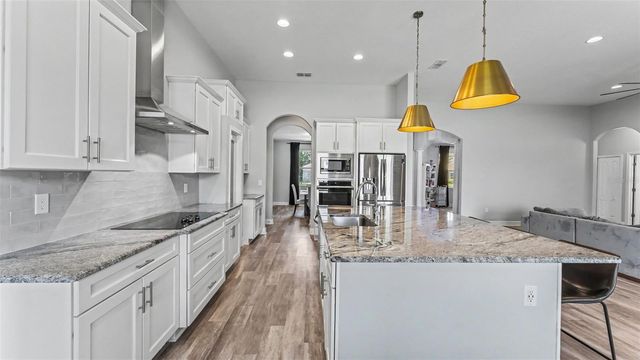 283 COVE AT EAGLE LAKE CIRCLE, Eagle Lake, FL 33839