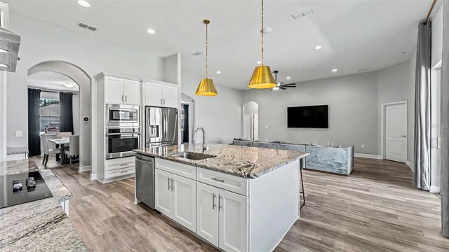 283 COVE AT EAGLE LAKE CIRCLE, Eagle Lake, FL 33839