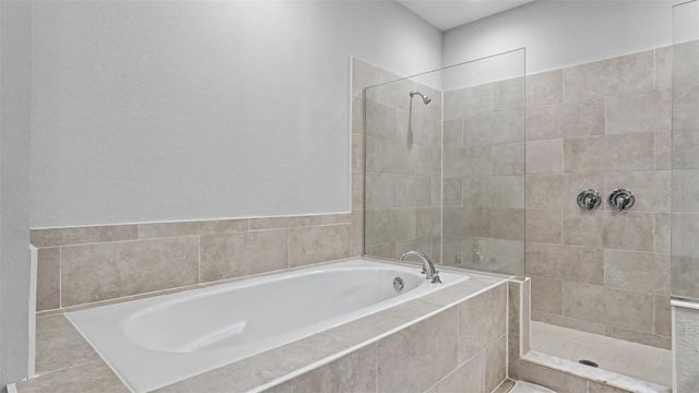 283 COVE AT EAGLE LAKE CIRCLE, Eagle Lake, FL 33839