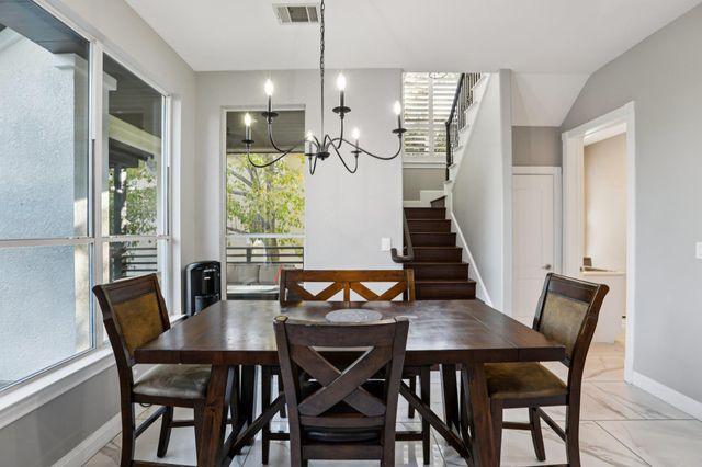 1809 Eagles Glen CV, Austin, TX 78732