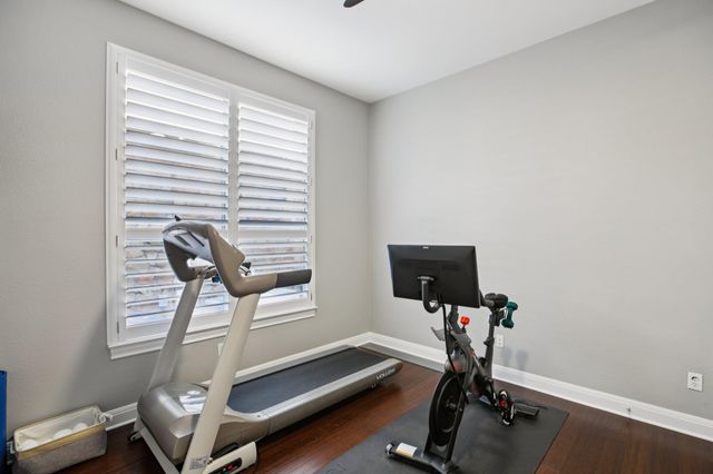 1809 Eagles Glen CV, Austin, TX 78732