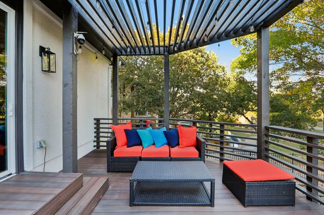 1809 Eagles Glen CV, Austin, TX 78732