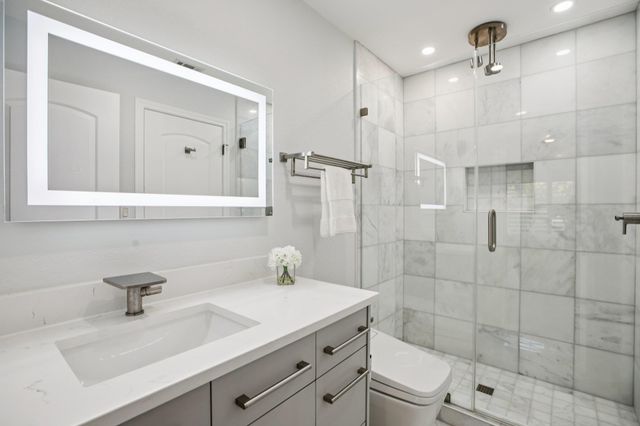 1809 Eagles Glen CV, Austin, TX 78732