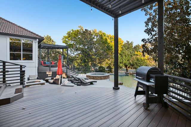 1809 Eagles Glen CV, Austin, TX 78732