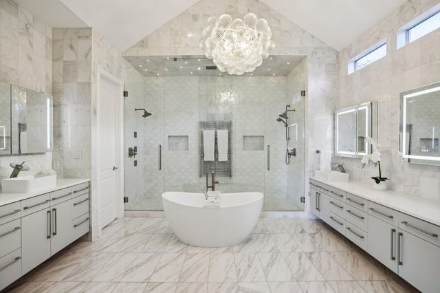 1809 Eagles Glen CV, Austin, TX 78732