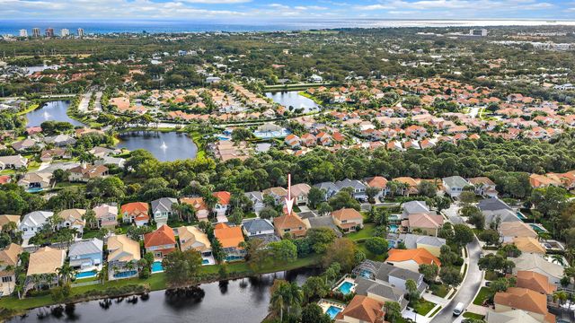 76 Princewood Lane, Palm Beach Gardens, FL 33410