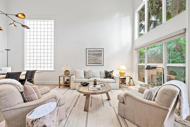 76 Princewood Lane, Palm Beach Gardens, FL 33410