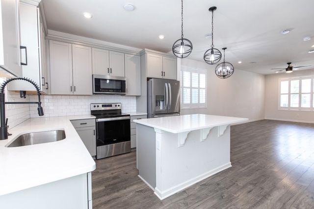 615 Old Hickory Blvd Apt 608, Nashville, TN 37209