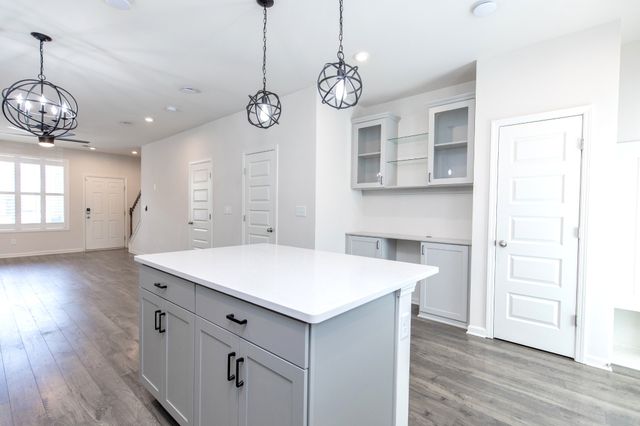 615 Old Hickory Blvd Apt 608, Nashville, TN 37209