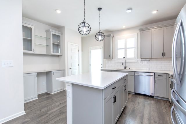 615 Old Hickory Blvd Apt 608, Nashville, TN 37209