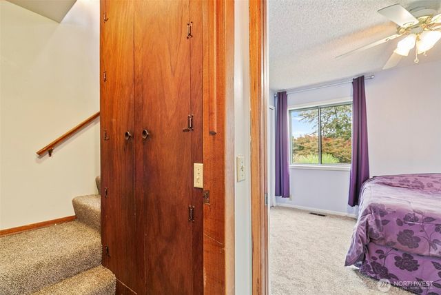 203 Columbia Street, Kelso, WA 98626