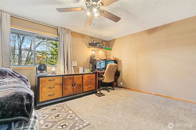 203 Columbia Street, Kelso, WA 98626