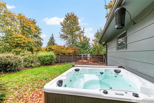 203 Columbia Street, Kelso, WA 98626