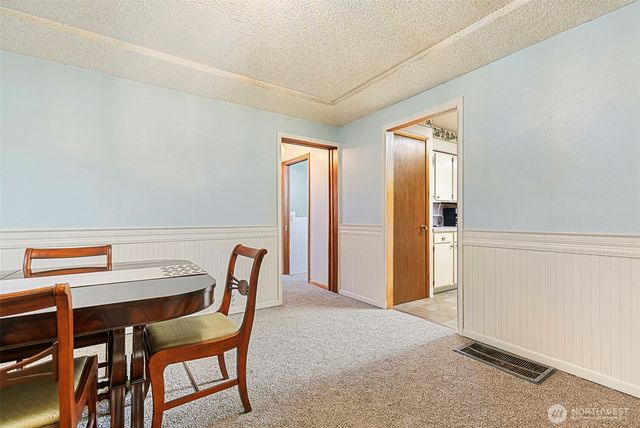 203 Columbia Street, Kelso, WA 98626