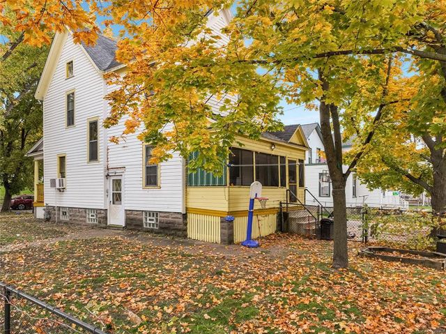 530 Hobart Street, Eau Claire, WI 54703