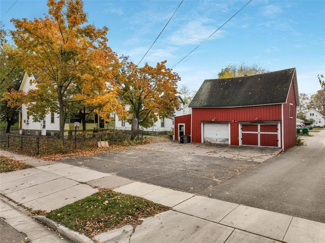 530 Hobart Street, Eau Claire, WI 54703