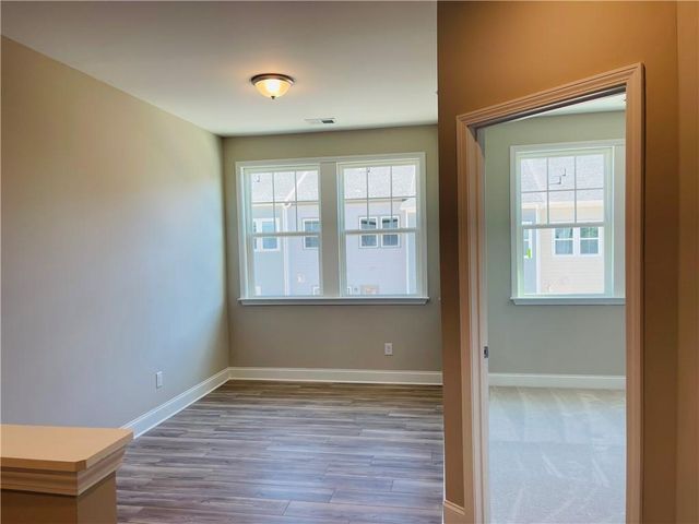 213 Spike Trail, Smyrna, GA 30080
