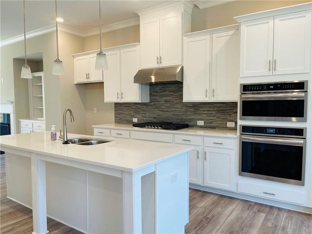 213 Spike Trail, Smyrna, GA 30080