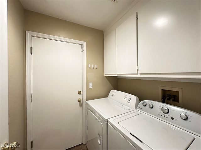 3624 Shanagolden Street, Las Vegas, NV 89129