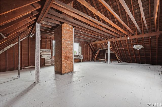 46 Woodlawn Avenue, Buffalo, NY 14209