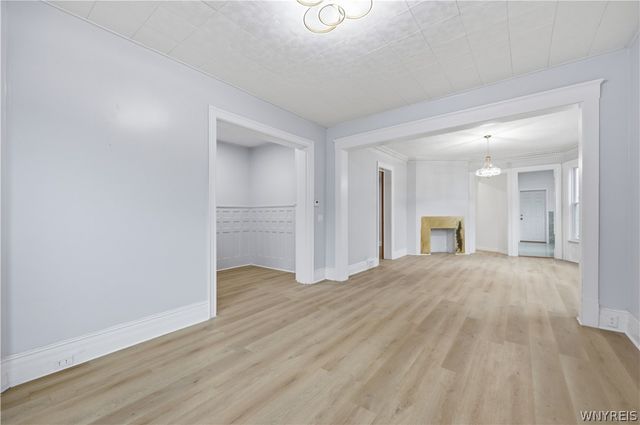 46 Woodlawn Avenue, Buffalo, NY 14209