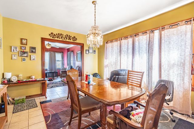 2710 Oak Park Avenue, Berwyn, IL 60402