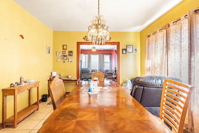 2710 Oak Park Avenue, Berwyn, IL 60402