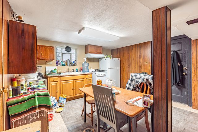 2710 Oak Park Avenue, Berwyn, IL 60402